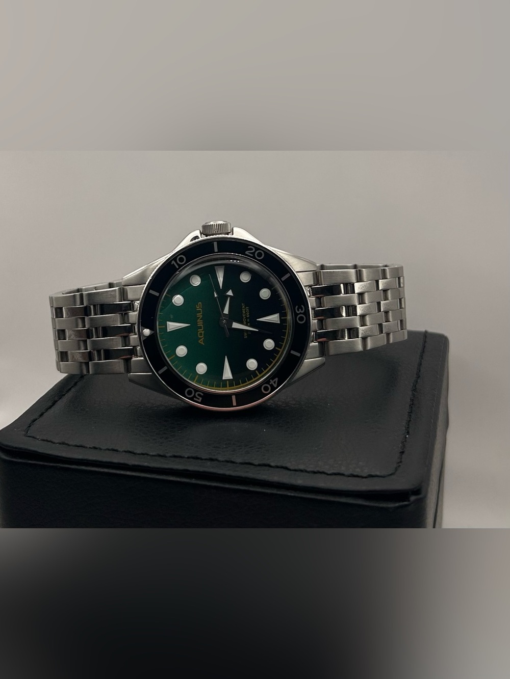 Aquinus Marellio Men’s Green/Black Dial Stainless Steel Diver Quartz Watch 42mm
